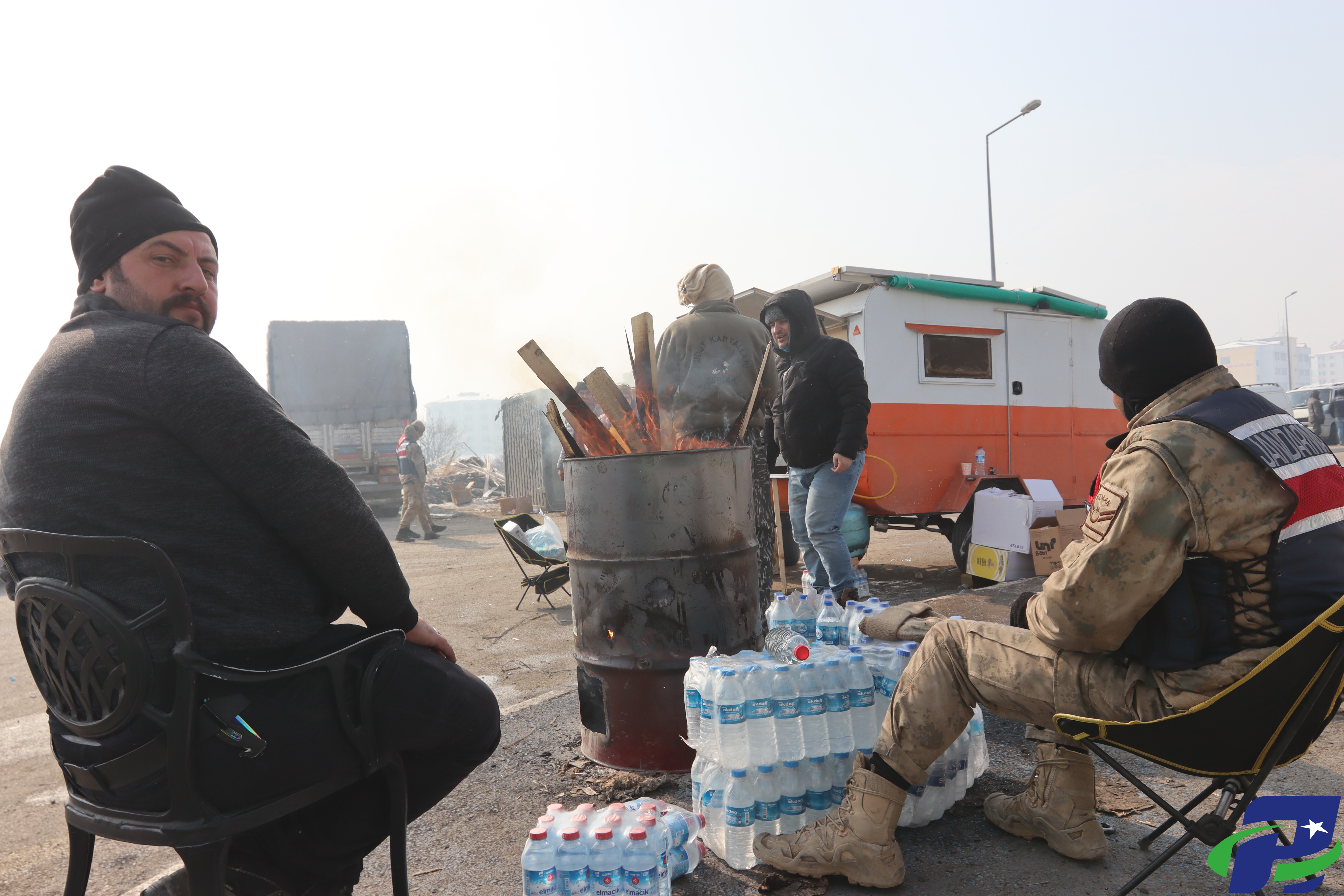 Çadır kentte bacalar tütüyor (2)