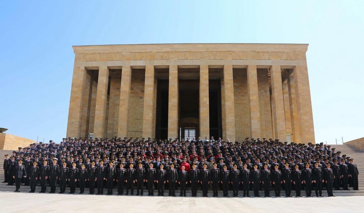 93165238 E73F 4310 875D 9A59069Fdccc