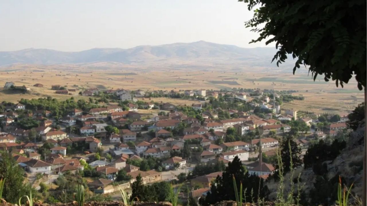 Afyon’un Ilginç Köy Isimlerini Duyan Şaşkına Dönüyor-1