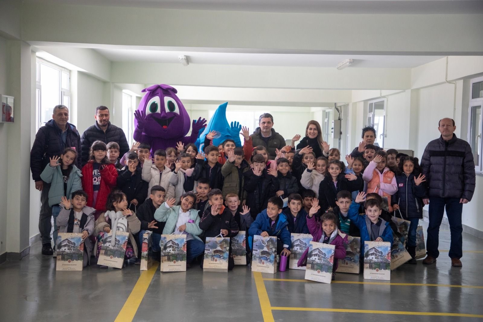 00 D U N Y A S U G U N U 26032026144821 3 1024 768