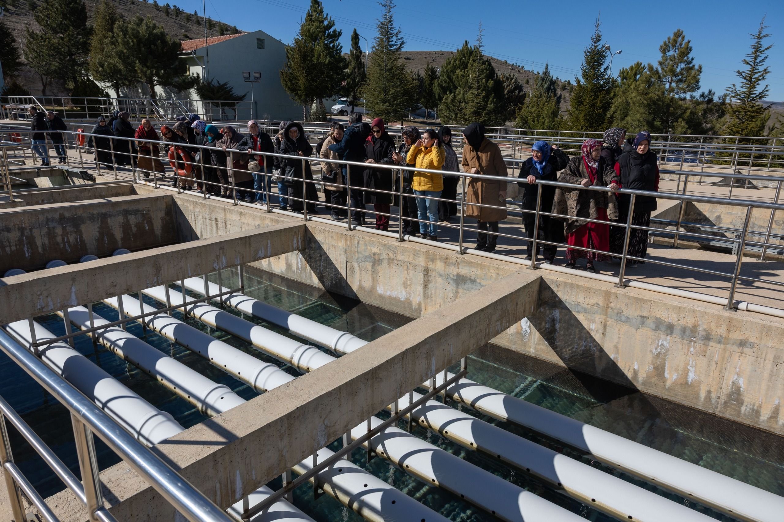 03 D U N Y A S U G U N U 26032026144821 6 1024 768