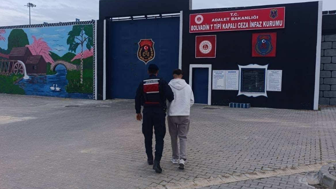 Afyon’da Jandarmadan Büyük Operasyon! 1 Haftada 31 Şahıs Yakalandı