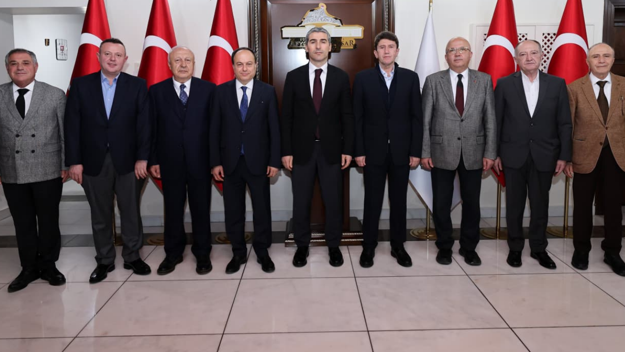 Afyon Eğitim Vakfı’ndan Vali Aktaş’a Hayırlı Olsun Ziyareti: Eğitime Destek Mesajı