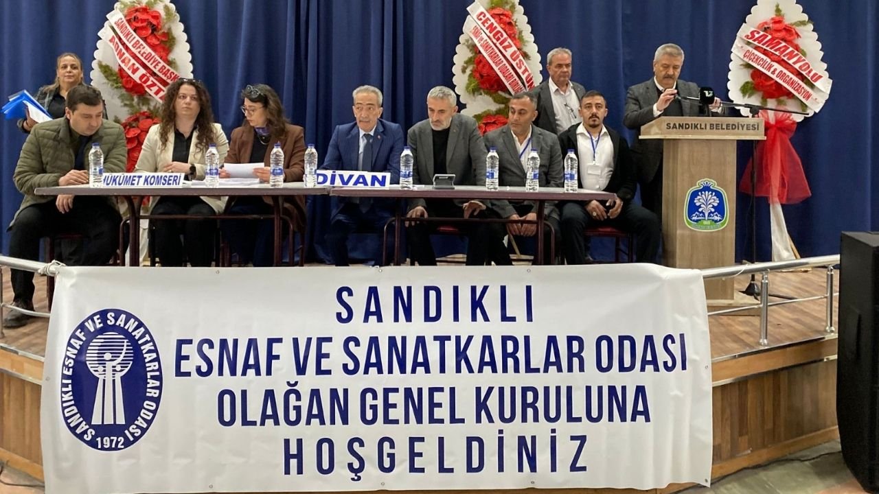 Sandıklı’da Seçim Heyecanı: Esnafın Parası Nereye Gitti? Adaylardan Ağır İthamlar