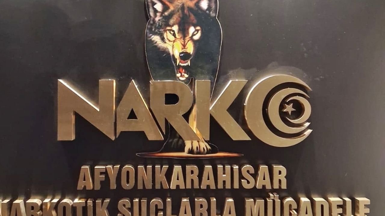 Afyon’da Şüpheli Araçtan Zehir Çıktı: Emniyet Affetmedi!