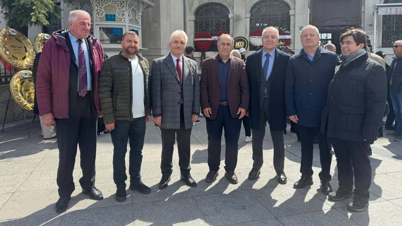 İstanbul’da Afyon buluşması! Hasan Arslan hemşehrileriyle hasret giderdi
