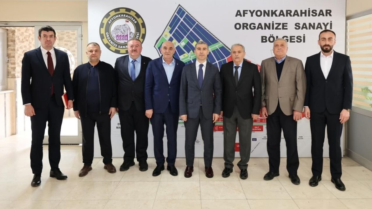 Vali Aktaş’tan OSB’ye Ziyaret: Yatırımlar ve Üretim Kapasitesi Masaya Yatırıldı