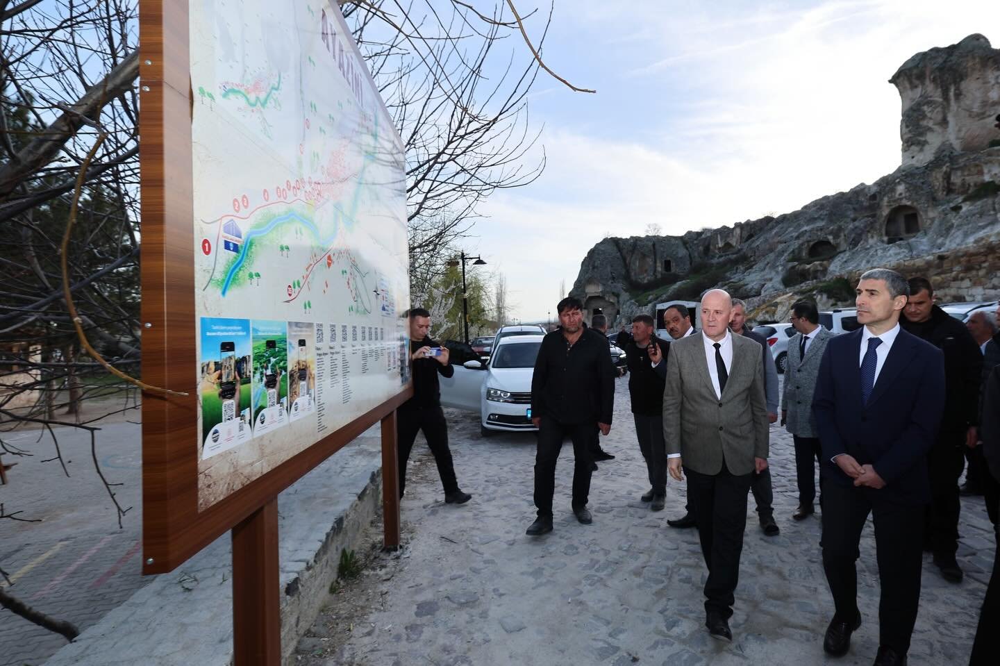 670277447 18319466446253484 1692308424819983912 N