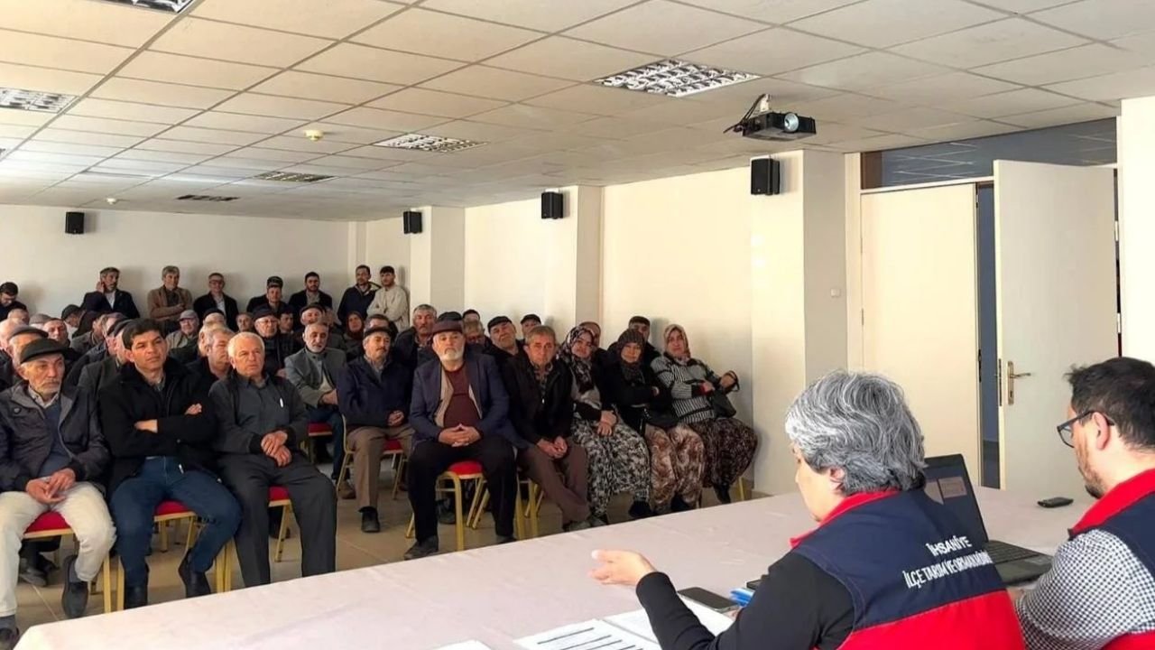 Afyonkarahisar’da B reçete eğitimleri sürüyor