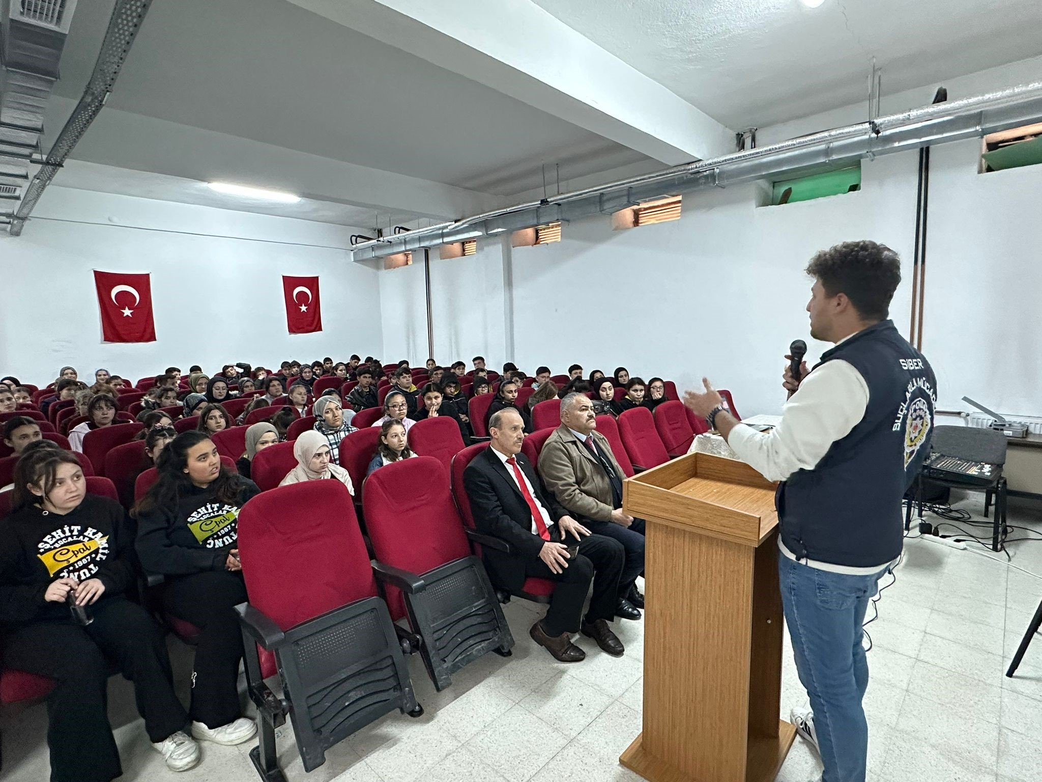 F36F1B8B F775 4676 B961 C3109D6Bda4B