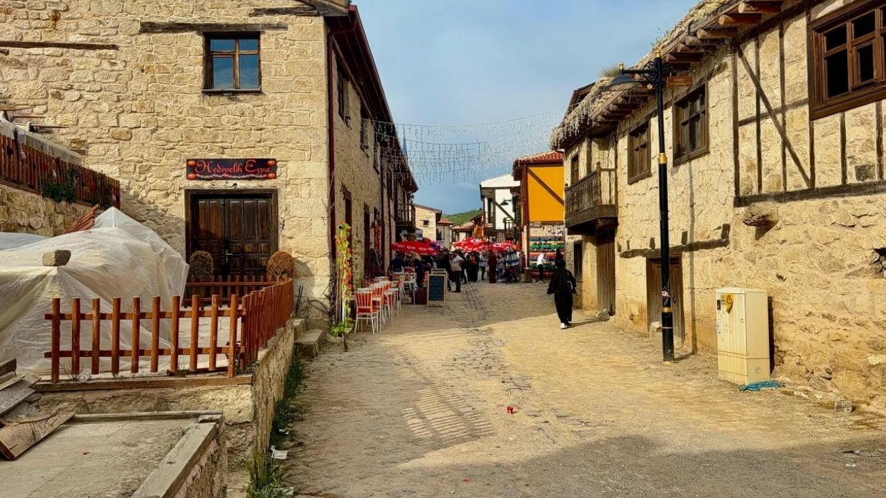 Adsız Tasarım 1369