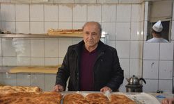 Sandıklı’nın Haşhaşlı Tahinli Pidesi Yoğun İlgi Görüyor