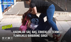 Kadınlar Sokak Ortasında Saç Baş Birbirine Girdi