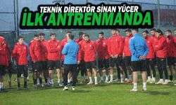 Yücer Takımla Çıktığı İlk Antrenmanda Futbolcularla Toplantı Yaptı