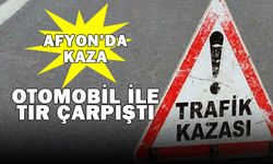 Otomobilin tırla çarpıştığı kazada 3 kişi yaralandı