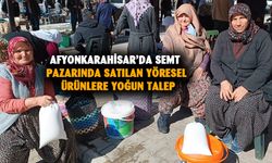 Afyonkarahisar’da semt pazarında satılan yöresel ürünlere yoğun talep