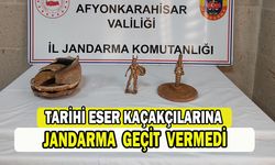 Jandarma takibe aldığı araçta tarihi eser ele geçirdi   