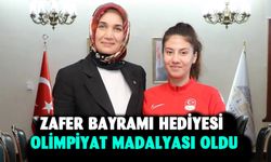 Zafer Bayramı hediyesi olimpiyat madalyası oldu