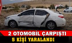 İki otomobil çarpıştı 5 kişi yaralandı