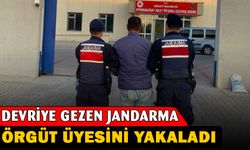 Devriye gezen jandarma ekipleri aranan şahsı yakaladı