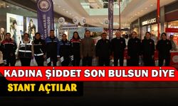 Polis kadına şiddete karşı stant açıp, bilgilendirme yaptı