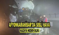 AFYONKARAHİSAR’DA SİSLİ HAVA ETKİLİ OLDU