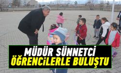 Müdür Sünnetci öğretmen ve öğrencilerle buluştu