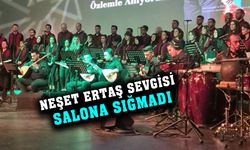 Neşet Ertaş sevgisi salona sığmadı