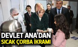 Vali Yiğitbaşı’ndan öğrencilere çorban ikramı