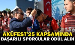 AKÜFEST’25 Kapsamında Sporun En Başarılıları Ödüllerini Aldı