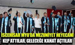 İscehisar MYO’da mezuniyet coşkusu