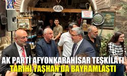 AK Parti Afyonkarahisar teşkilatından Taşhan’da bayramlaşma programı