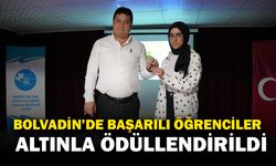 Bolvadin’de YKS Gururu: Başarılı Öğrenciler Altınla Ödüllendirildi