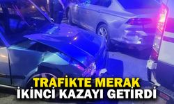 Afyonkarahisar’da Feci Kaza: Araç Vagona Çarptı, 4 Yaralı