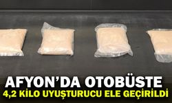 Afyonkarahisar’da Otobüste 4,2 Kilo Madde Ele Geçirildi