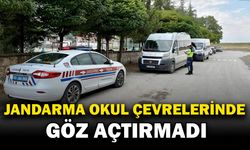 Afyonkarahisar’da Jandarmadan Okul Çevreleri ve Servis Araçlarına Sıkı Denetim