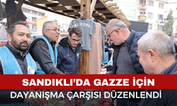 Sandıklı’da Gazze İçin Dayanışma Çarşısı Düzenlendi