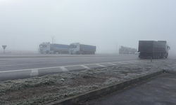 Afyon’da Sis Etkisini Artırdı, Ekipler Teyakkuzda