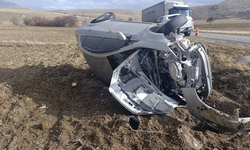 Afyon - Dinar Yolunda Feci Kaza! Yaralılar Var