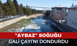 Şuhut Eksi 15’i Gördü, Gali Çayı Buz Tuttu!