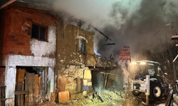 Uşak'ta Bir Ev Kül Oldu