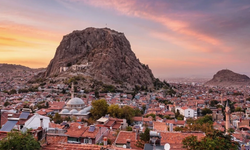 Afyonkarahisar’da Mahalle Nüfusları Belli Oldu: Selçuklu Mahallesi 8 İlçeyi Devirdi!