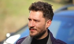 Bahçeli’den Uraz Kaygılaroğlu’na Sürpriz Telefon: 'Yeraltı' Dizisine Övgü ve Anlamlı Hediye!