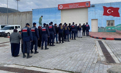 Afyonkarahisar'da jandarma ekiplerince 1 haftada kaç kişi yakalandı?