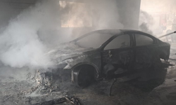 Afyon Şuhut'ta Yangın Paniği! Araç Küle Döndü