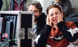 Zeynep Günay Tan Kimdir? Evli mi, Sevgilisi Kim? Yönetmen Zeynep Günay'ın Projeleri