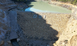 Sultandağı’nda Baraj Taştı, Toprak Kaydı! Doğancık Barajı Çevresinde Korkutan Heyelan