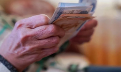 Afyonkarahisar Belediyesi, emeklilere 6 ay boyunca nakdi yardım yapacak. İşte şartlar...