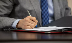 Memura Yılda İki Kez İkramiye Müjdesi! TBMM’ye Sunulan Teklif Yasalaşırsa Asgari Ücret Kadar Ödeme Yapılacak