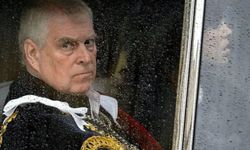 Prens Andrew saraydan kovuldu mu, neden kovuldu? Prens Andrew kimdir, kaç yaşında, neden gündemde?
